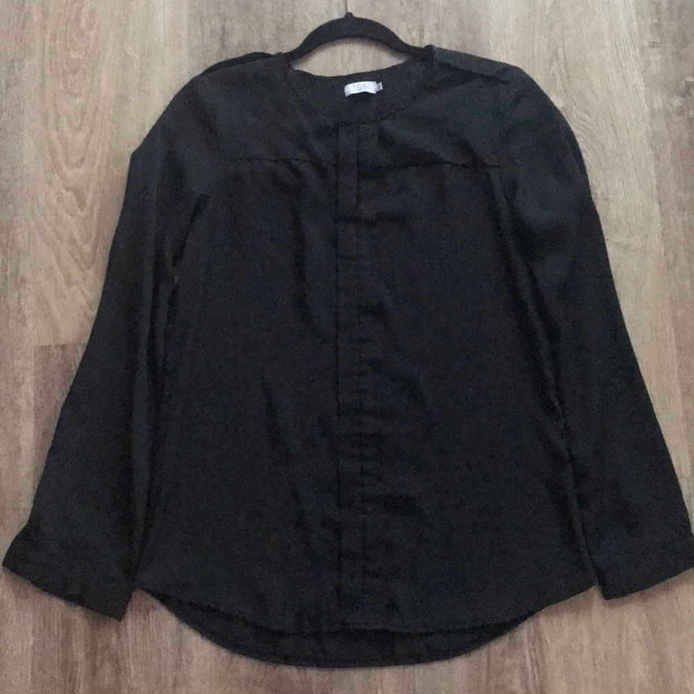 Tobi Long Sleeve Woven Top